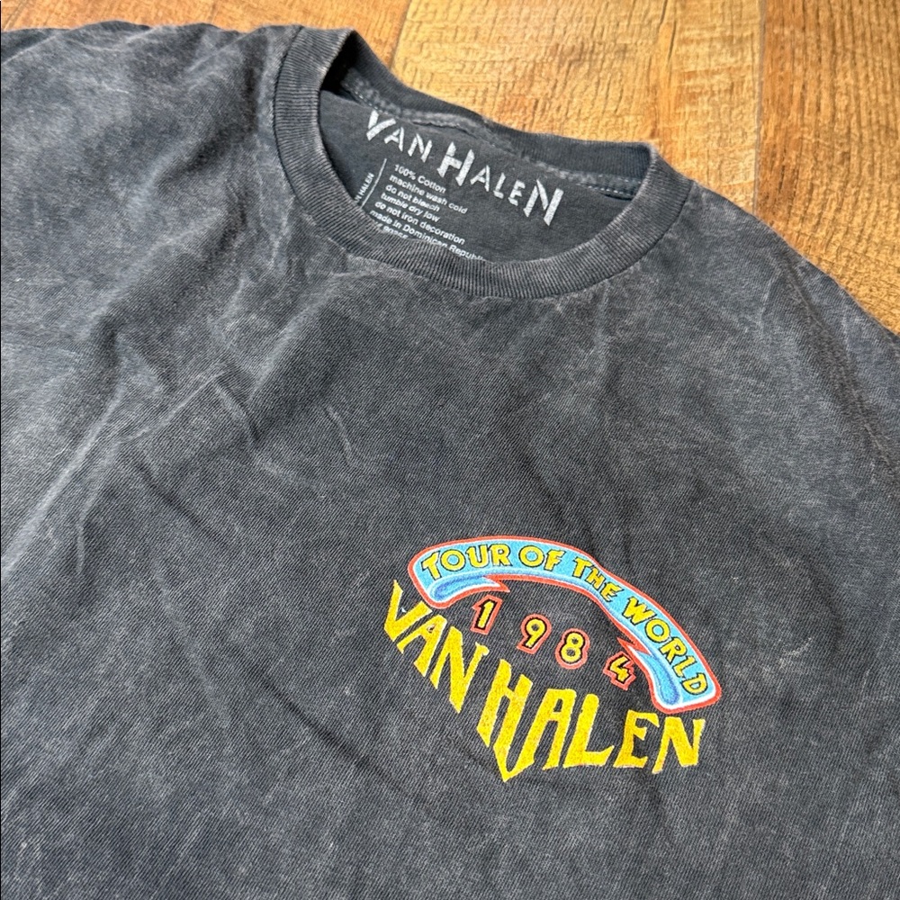 Van Halen tour of the world washed dye Band Tee Distressed dye size medium - Picture 4 of 7